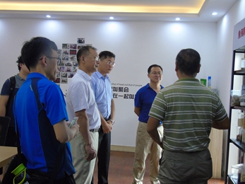 农大专家来我公司调研考察，共话校企合作新局面